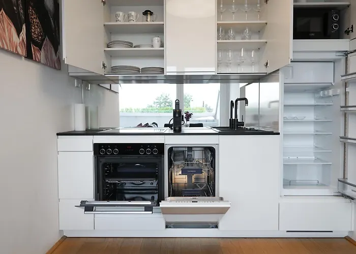 Apartment Modern Stylish Design With Free Parking Emily *